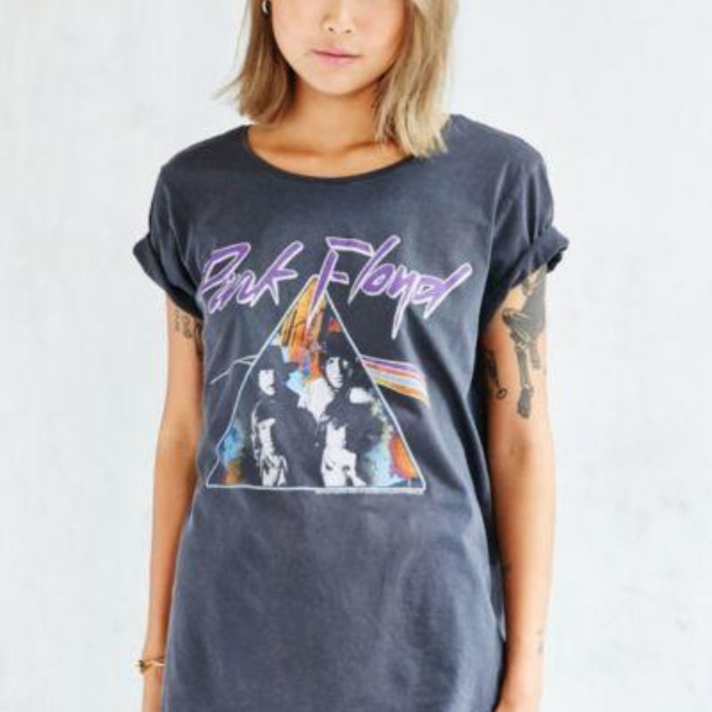Urban Outfitters } Junk Food Pink Floyd